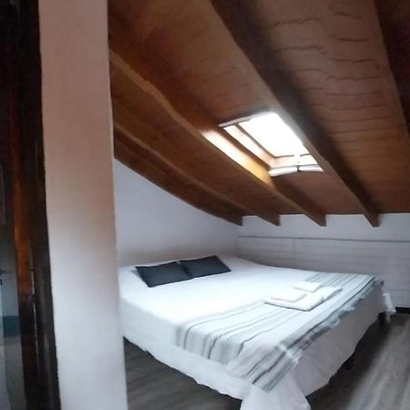 לה קומברסיטה Cucu Haus Hostel מראה חיצוני תמונה