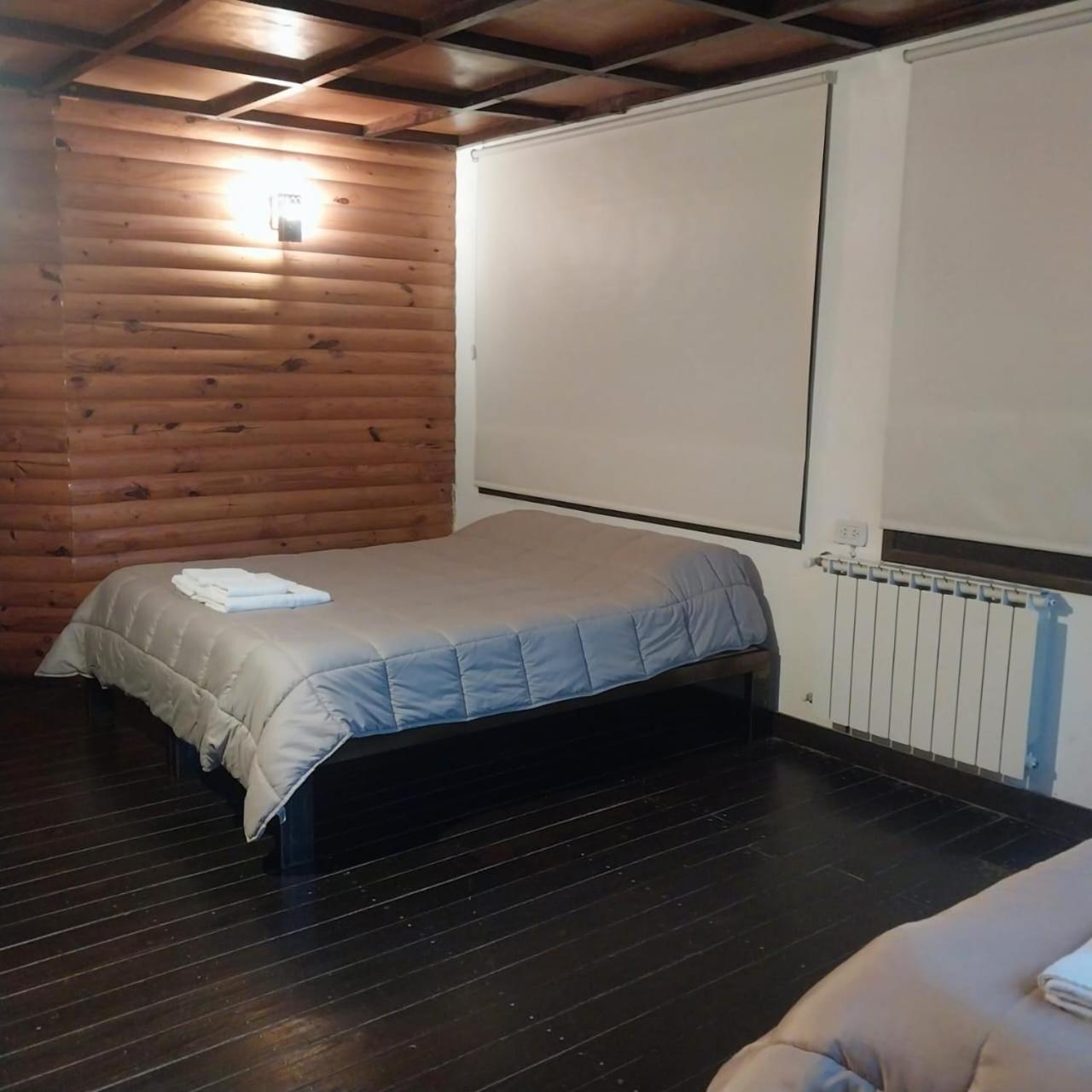 לה קומברסיטה Cucu Haus Hostel מראה חיצוני תמונה