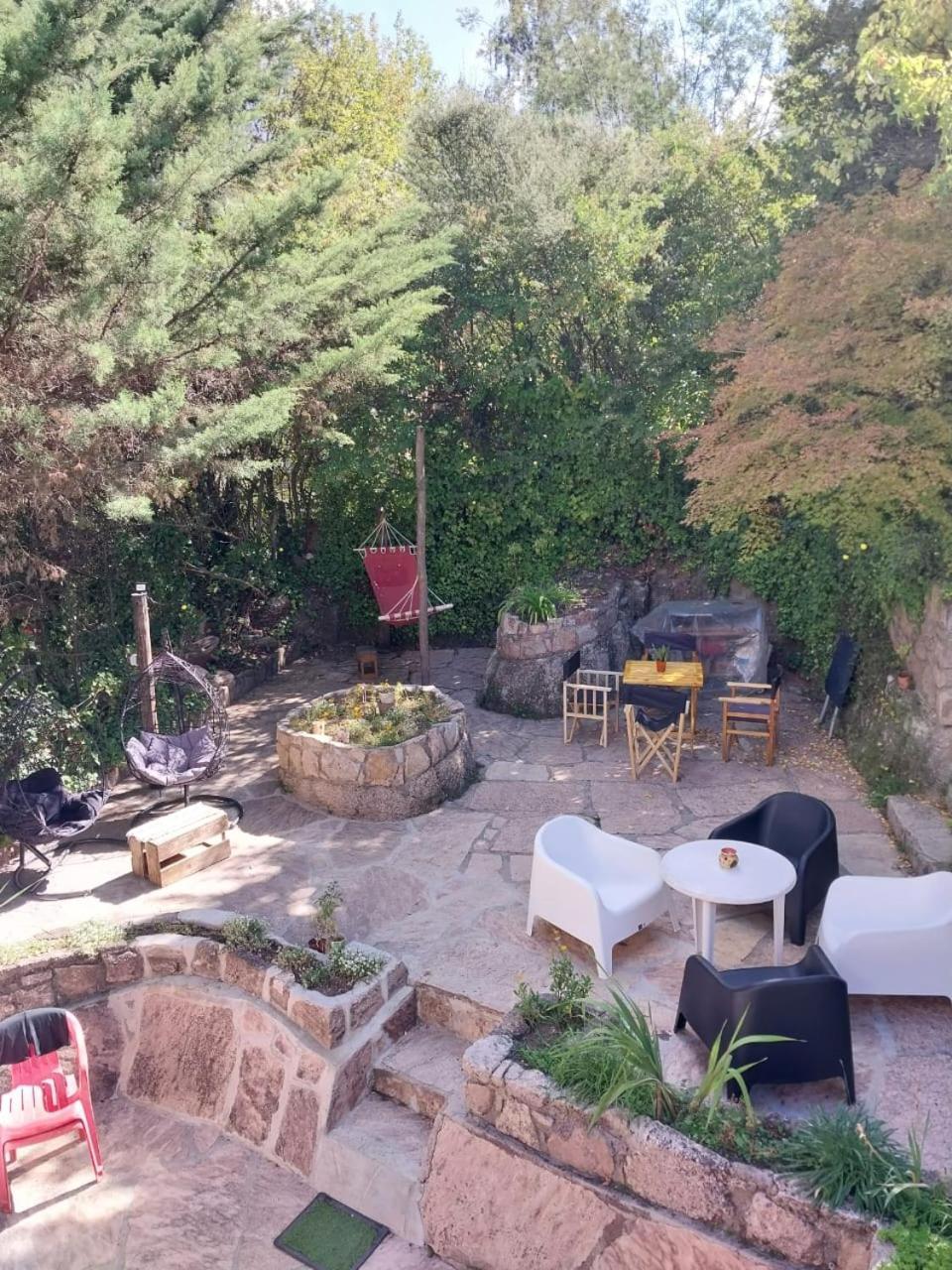 לה קומברסיטה Cucu Haus Hostel מראה חיצוני תמונה
